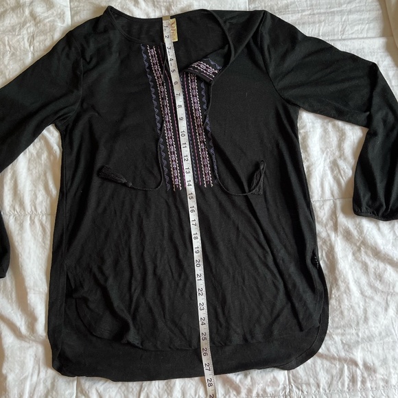 Faded Glory Black Long Sleeved Top Woven Pattern V-Neck With Tie Strings, L - Picture 11 of 12